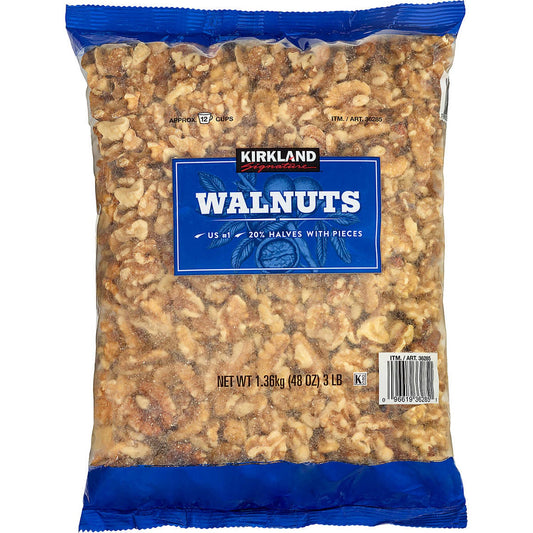 Kirkland Signature Walnuts, Great for Baking Salads or Snacking - 3 lbs (1.36Kg)