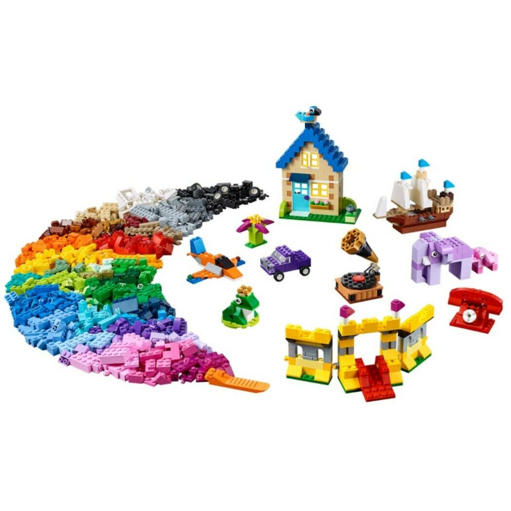 LEGO Classic 2020 10717 Bricks 1500 Piece Set Encourages Creativity in all Ages